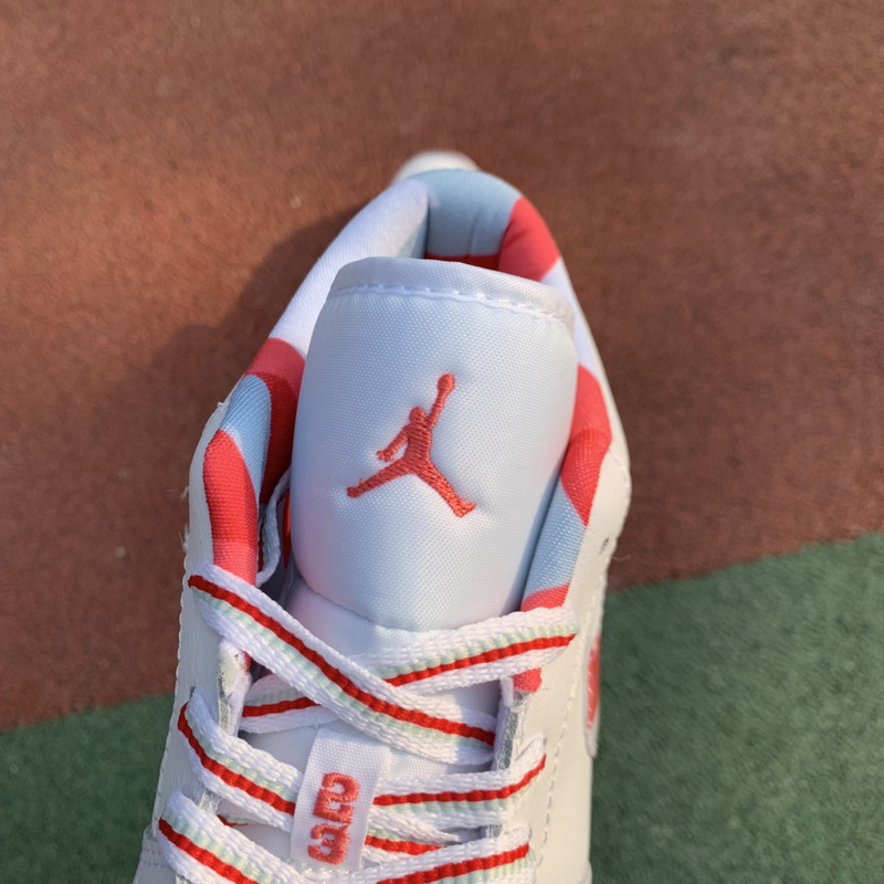 Air Jordan 1 Low shoes