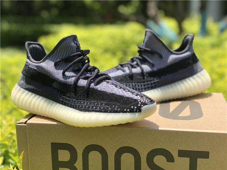 Yeezy Boost 350 Boost V2 Oreo