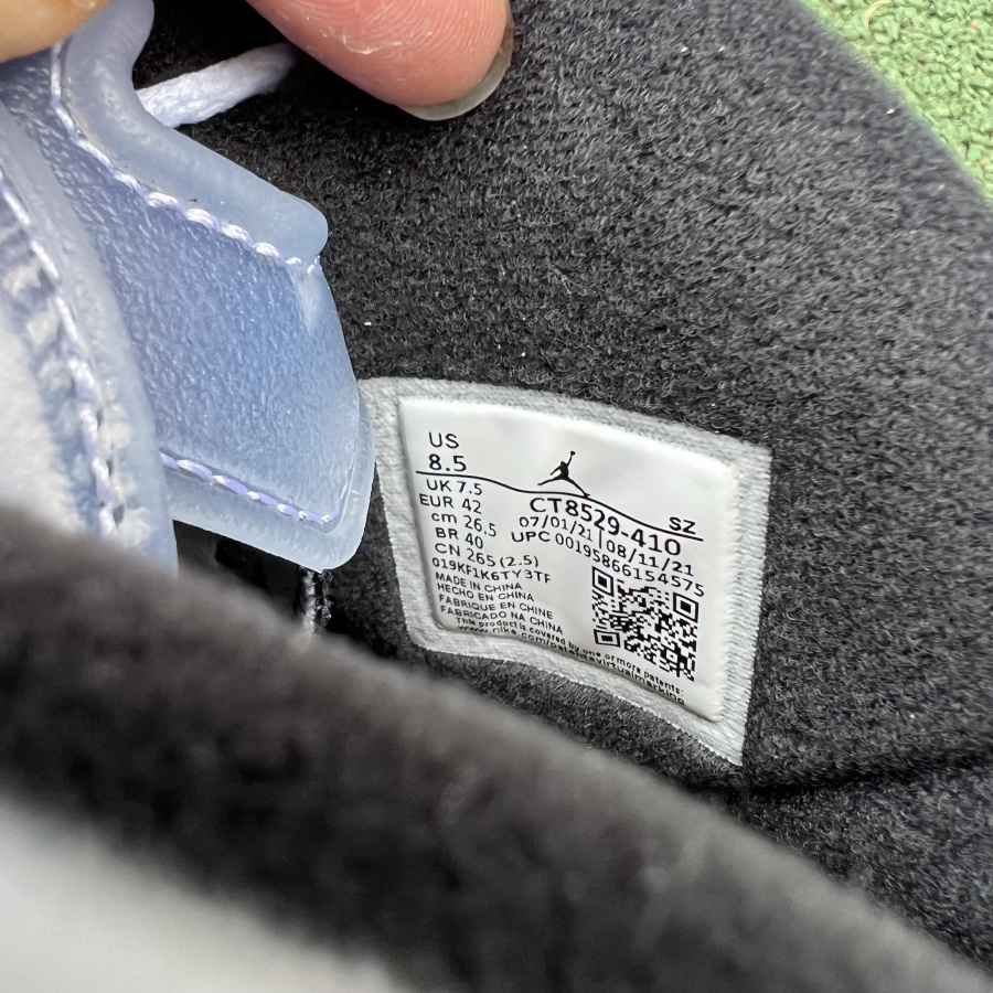 Air Jordan 6 “UNC”