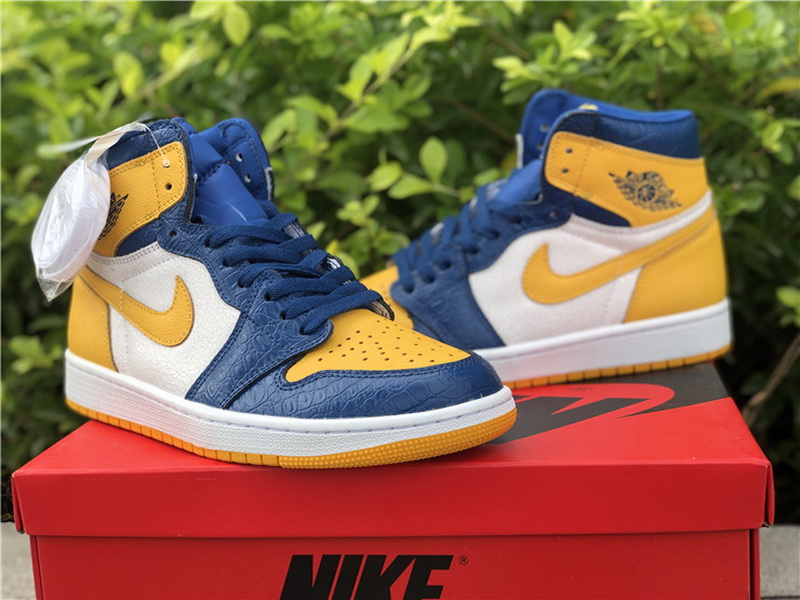 Air Jordan 1 “Michigan” PE