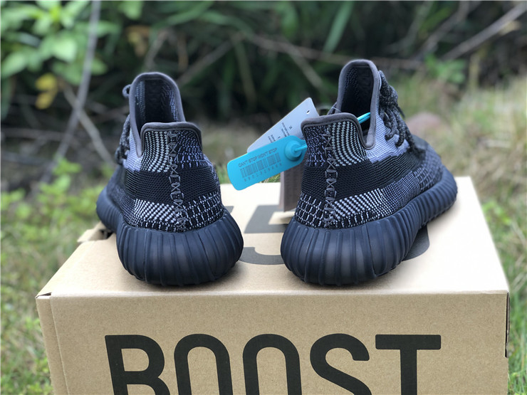 Yeezy Boost 350 Boost V2 Oreo