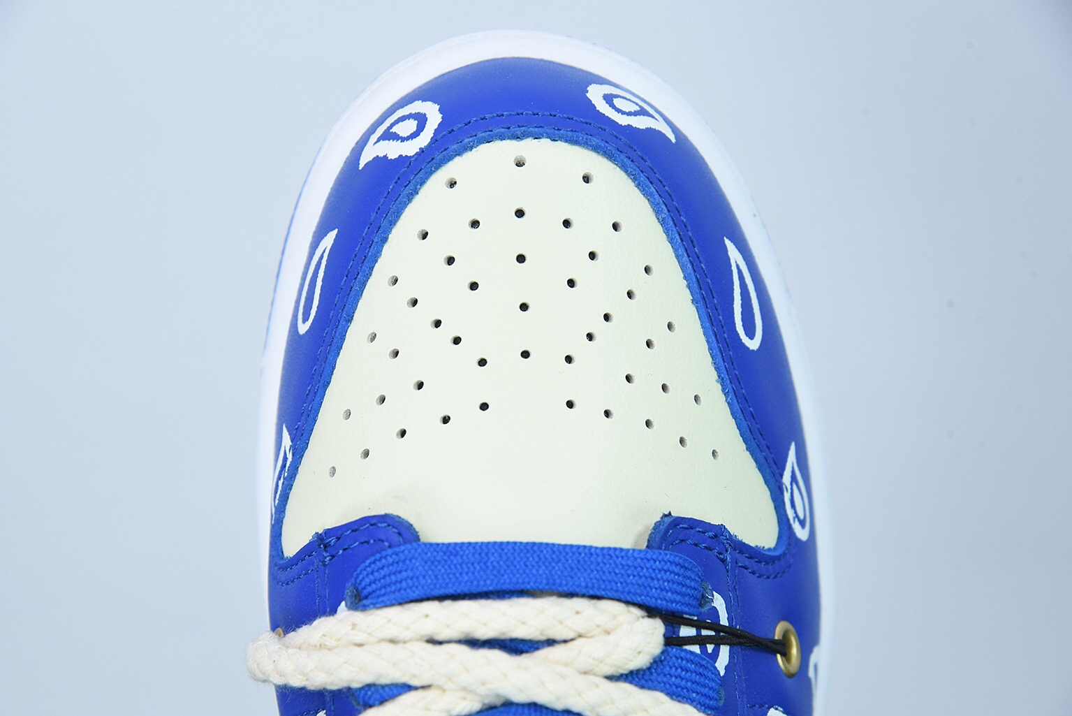 Nike SB Dunk Low Lot Red/White Paisleye