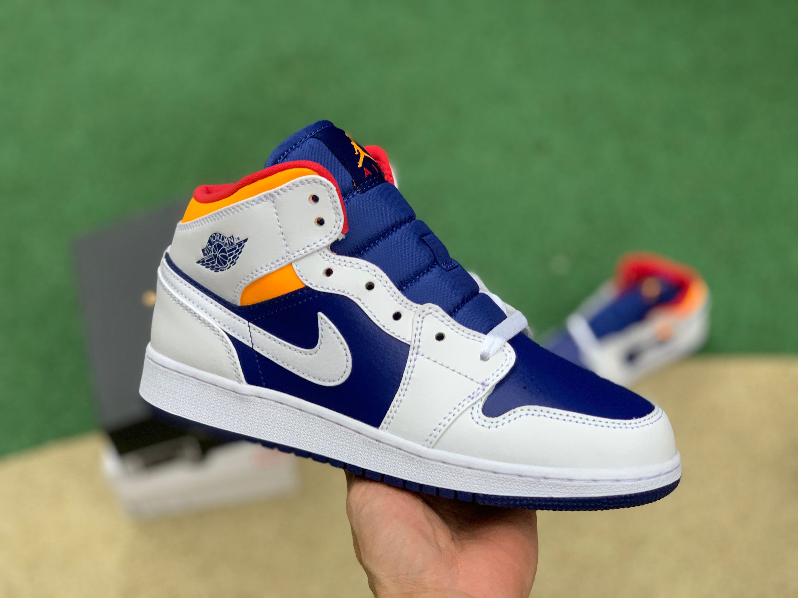 Jordan 1 Mid Royal Blue Laser Orange GS