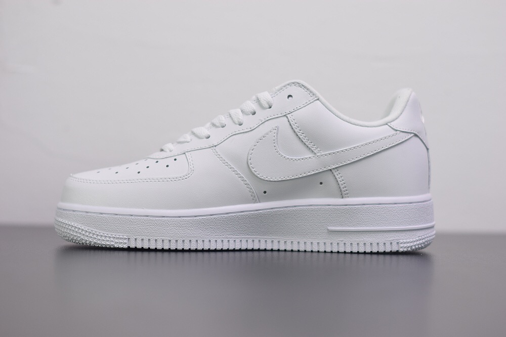 Nike Air Force 1 Low Supreme White
