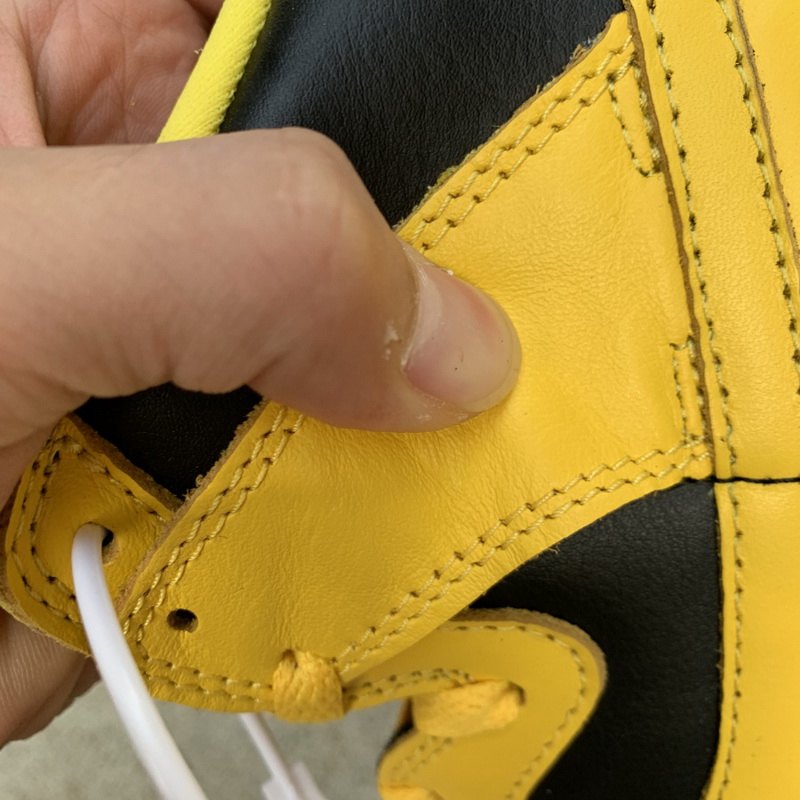 Nike Dunk High SP “Varsity Maize”