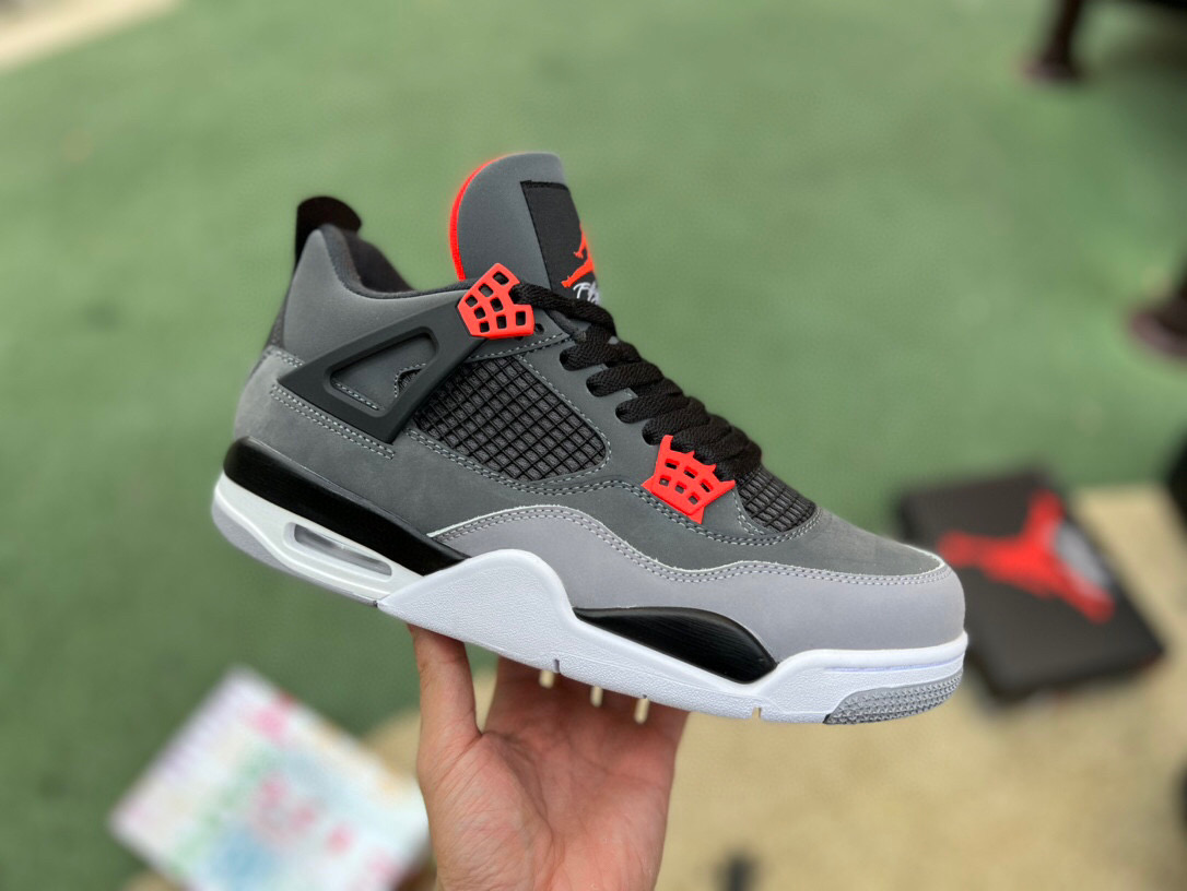 Air Jordan 4 Infrared