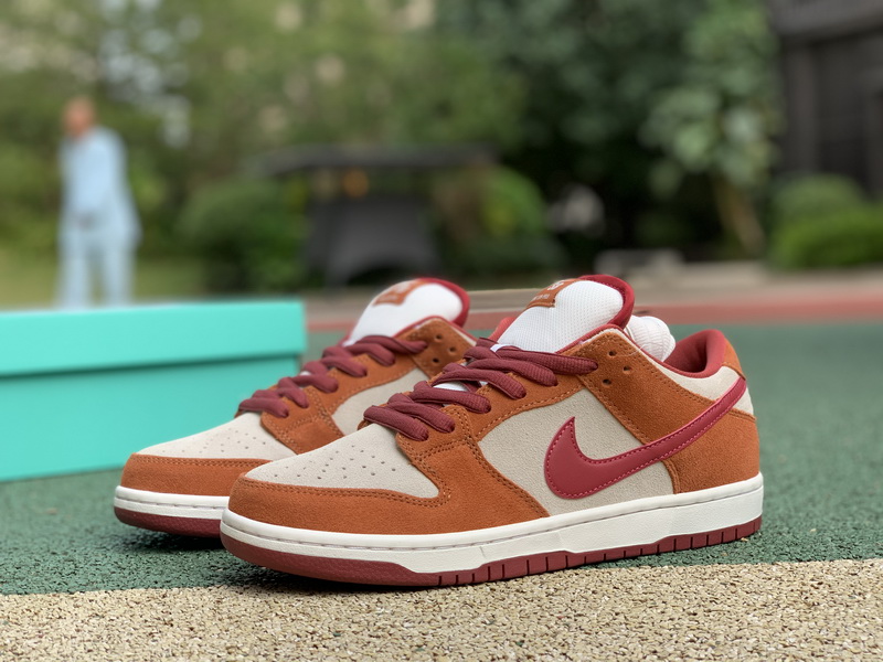 Nike SB Dunk Low Pro Dark Russet Cedar