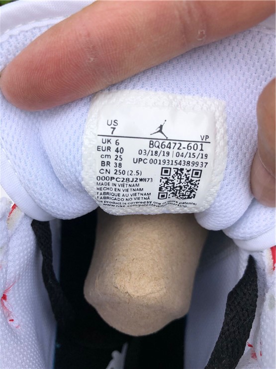 Air Jordan 1 Mid Black Red