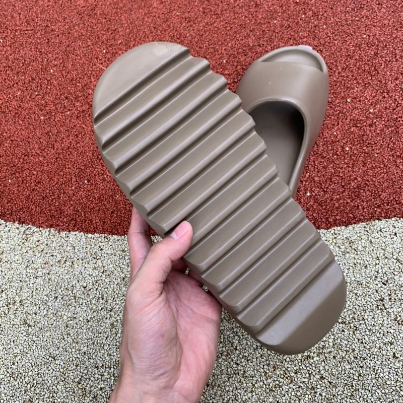 Yeezy Slide