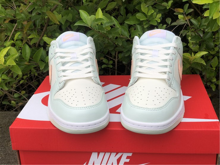 Nike SB Dunk Low Light Powder Mint Green