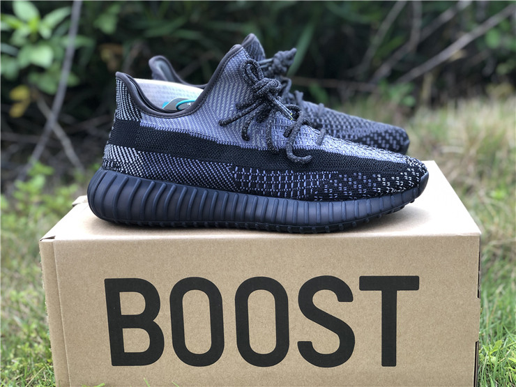 Yeezy Boost 350 Boost V2 Oreo