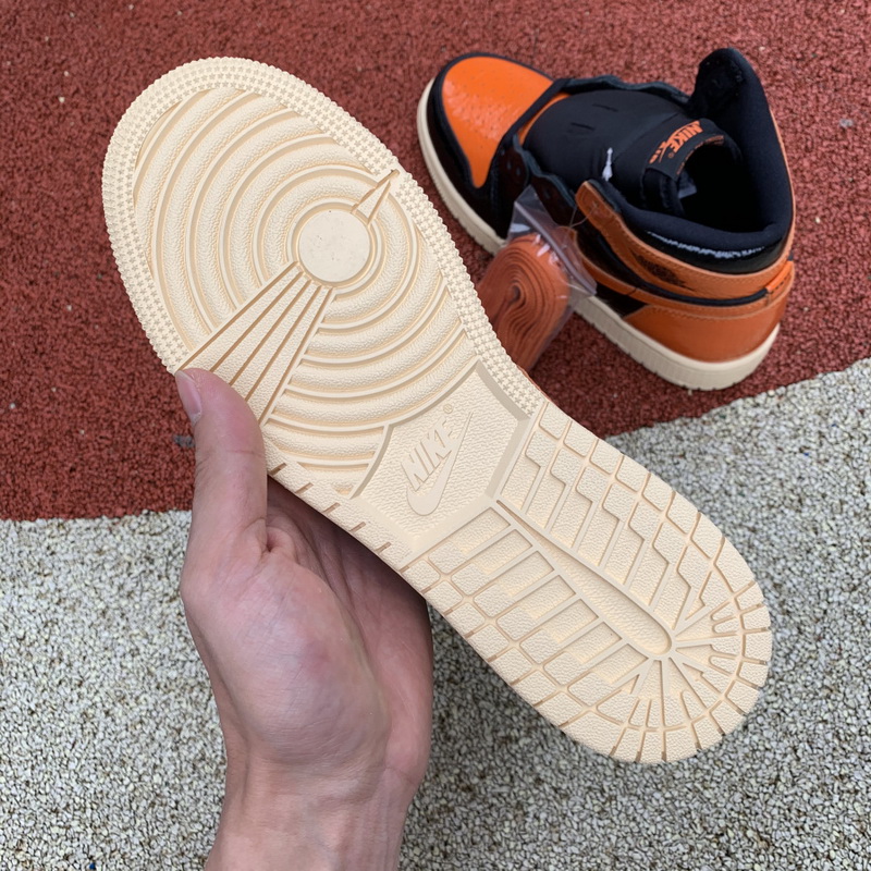 Air Jordan 1 Retro High OG “Shattered Backboard 3.0” GS