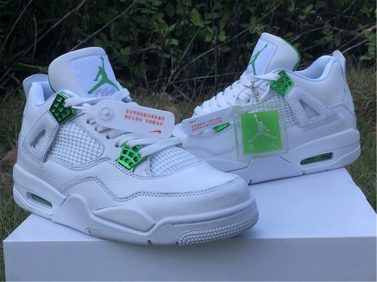 Air Jordan 4 Pine Green