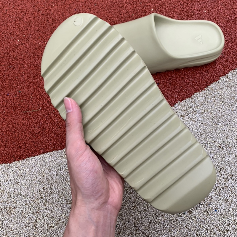 Yeezy Slide