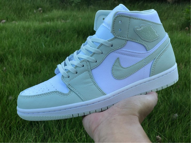 Air Jordan 1 Mid Spruce White