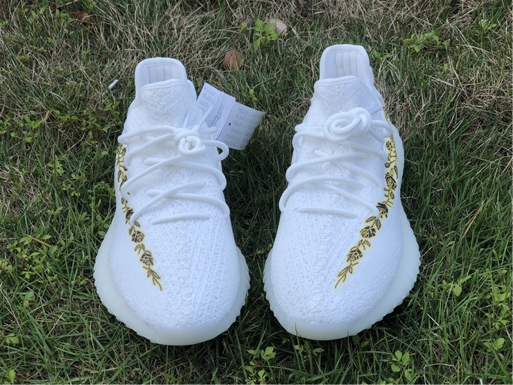 Yeezy Boost 350 Boost V2 Gold Rose