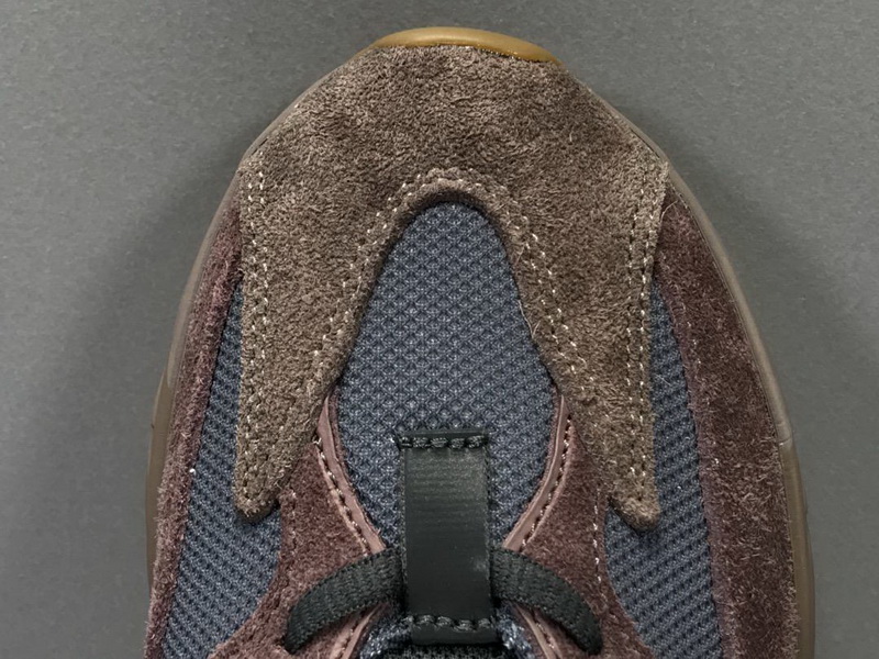 Yeezy Boost 700 “Mauve”