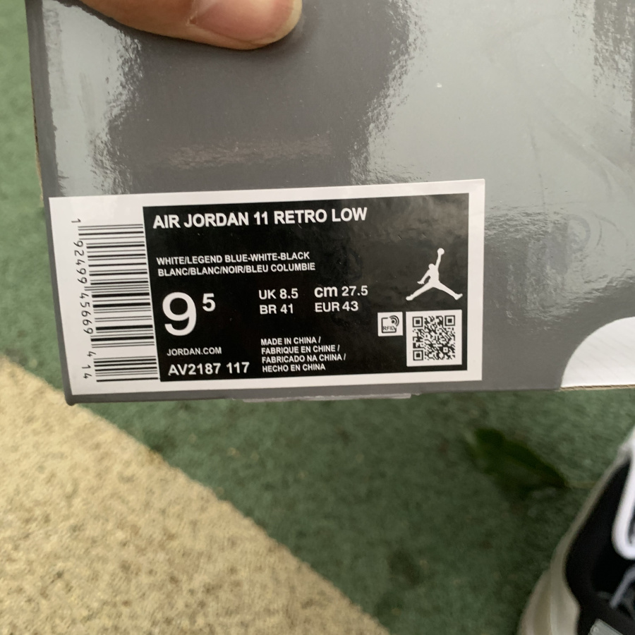 Air Jordan 11 Low Legend Blue GS 2021