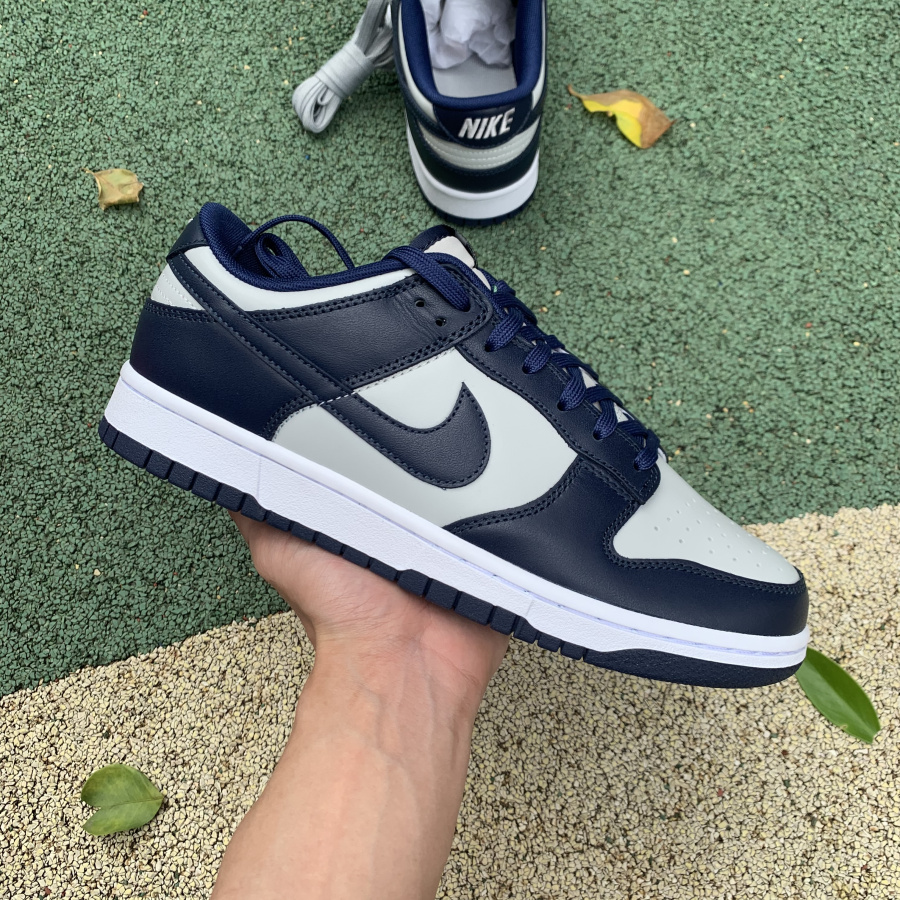 Nike SB Dunk Low Georgetown