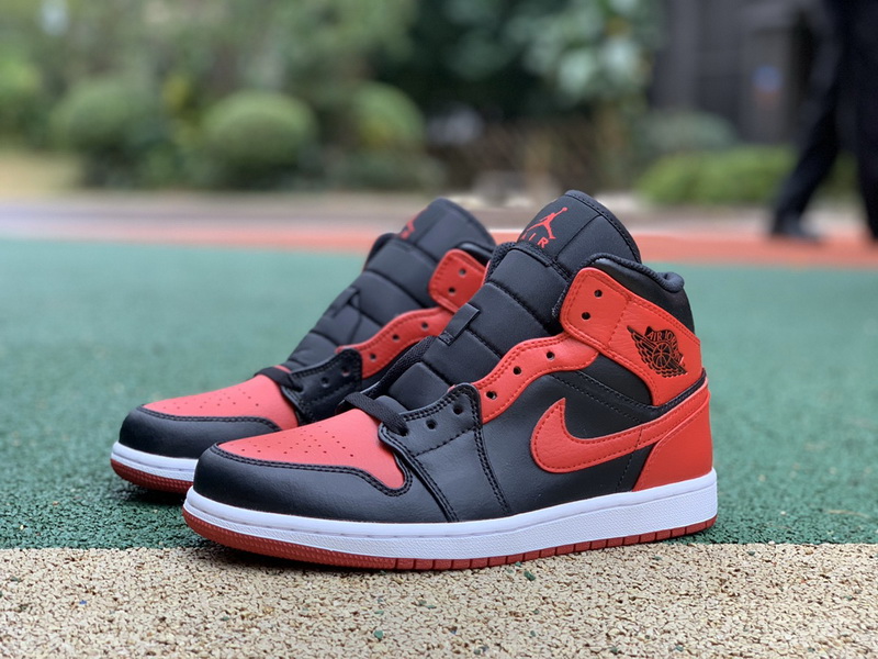 Jordan 1 Mid Shoes