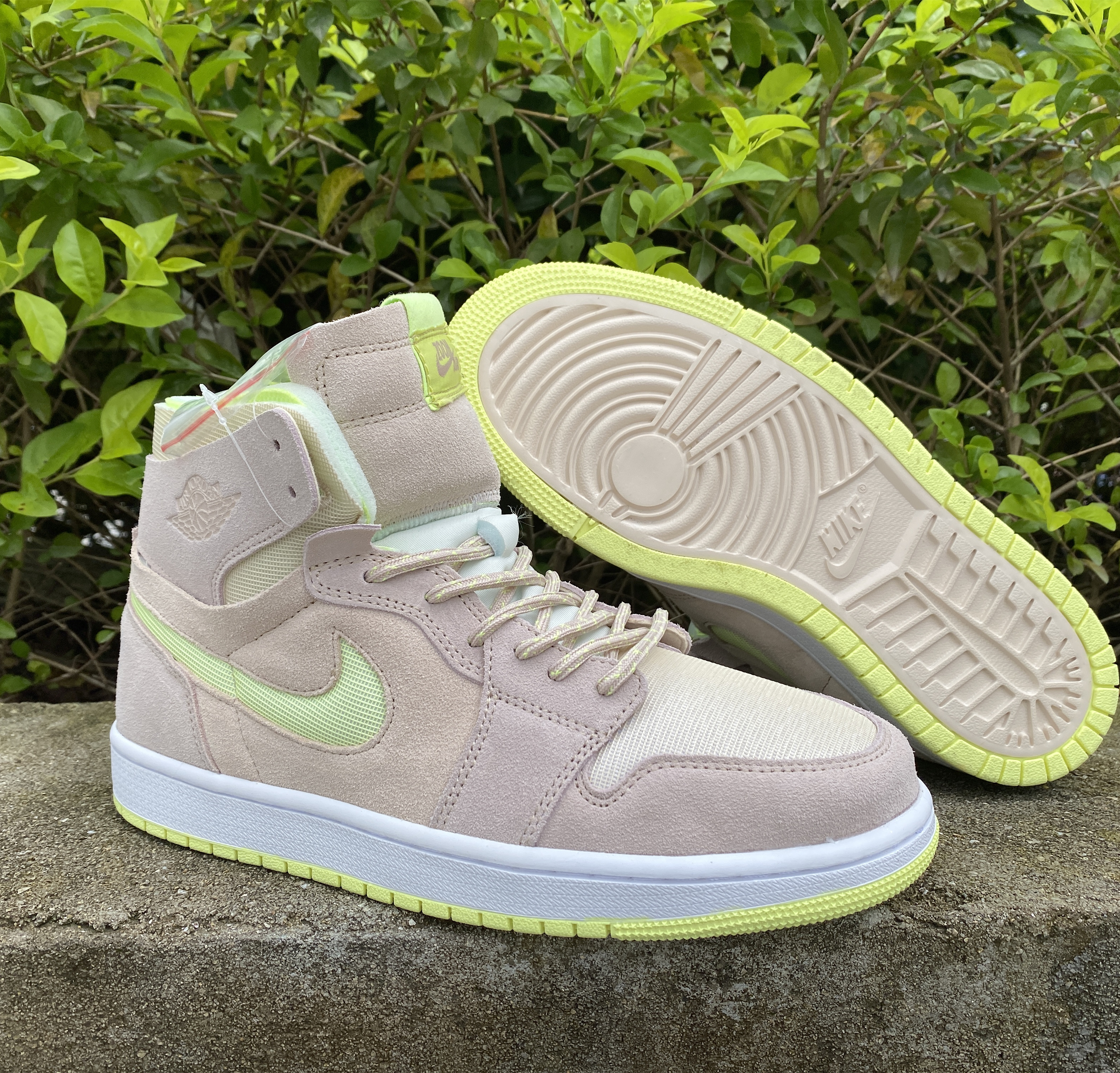 Air Jordan 1 Zoom CMFT Lemon Twist