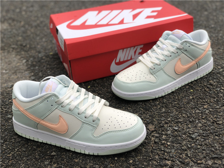 Nike SB Dunk Low Light Powder Mint Green
