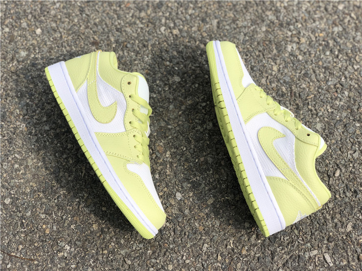 Air Jordan 1 Low Limelight