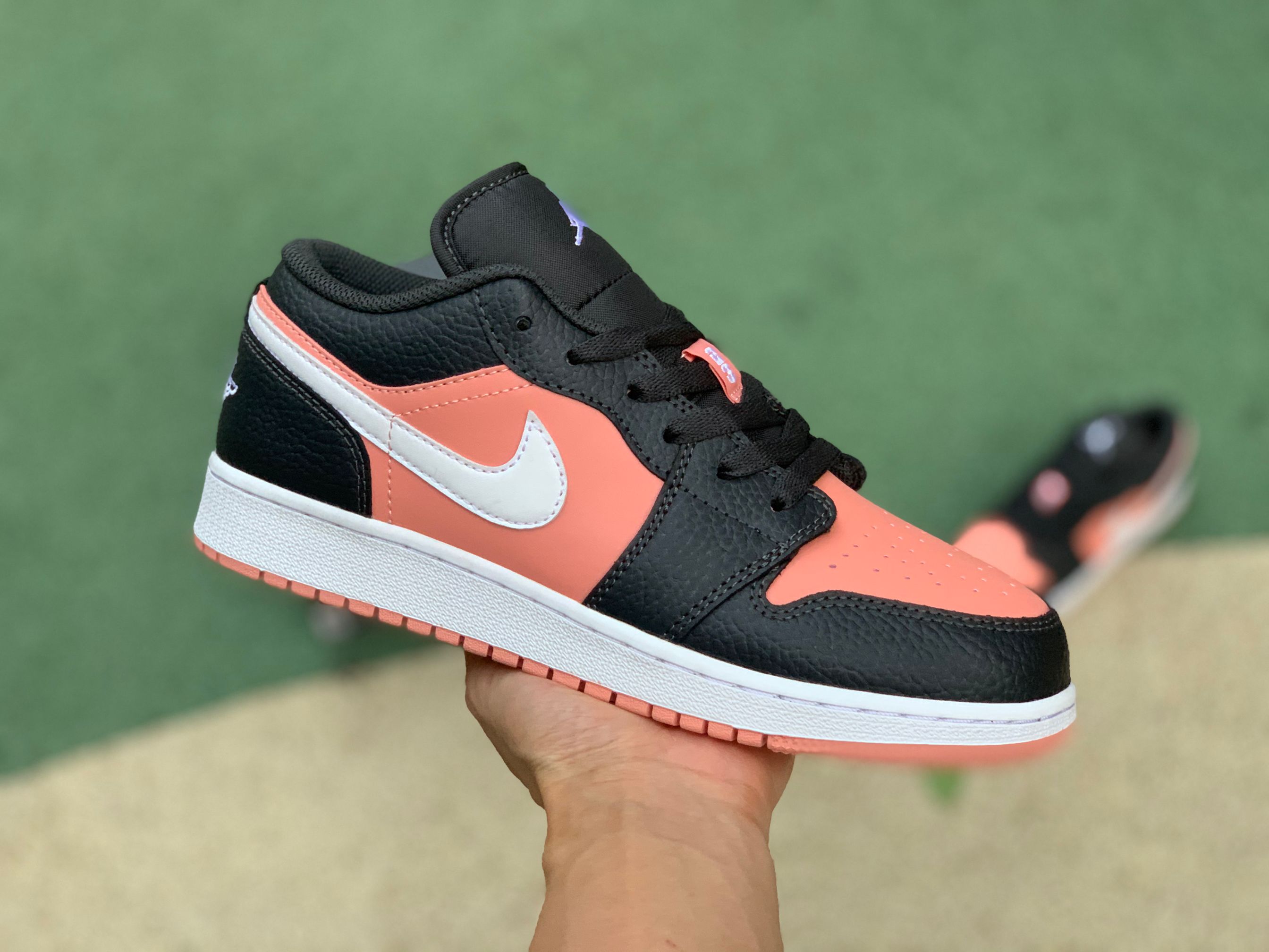 Air Jordan 1 Low shoes