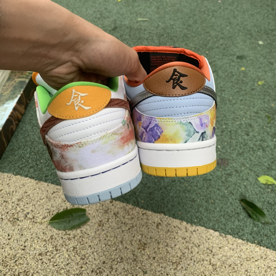 Nike SB Dunk Low Street Hawker (2021)