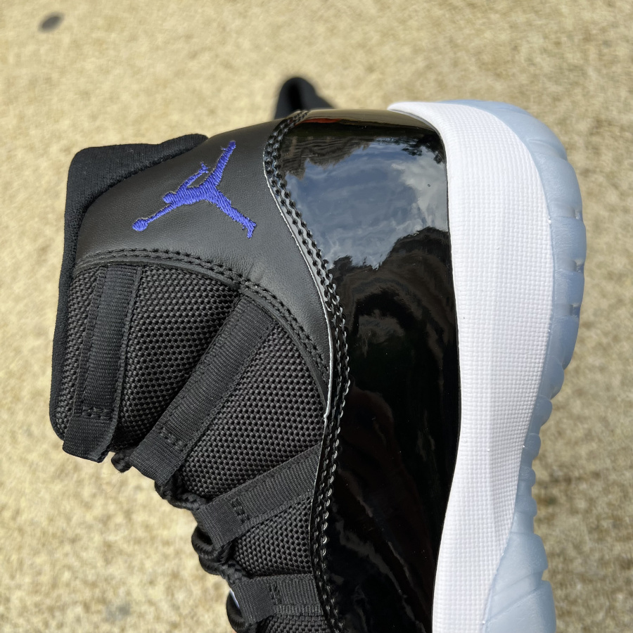Air Jordan 11 “Space Jam”