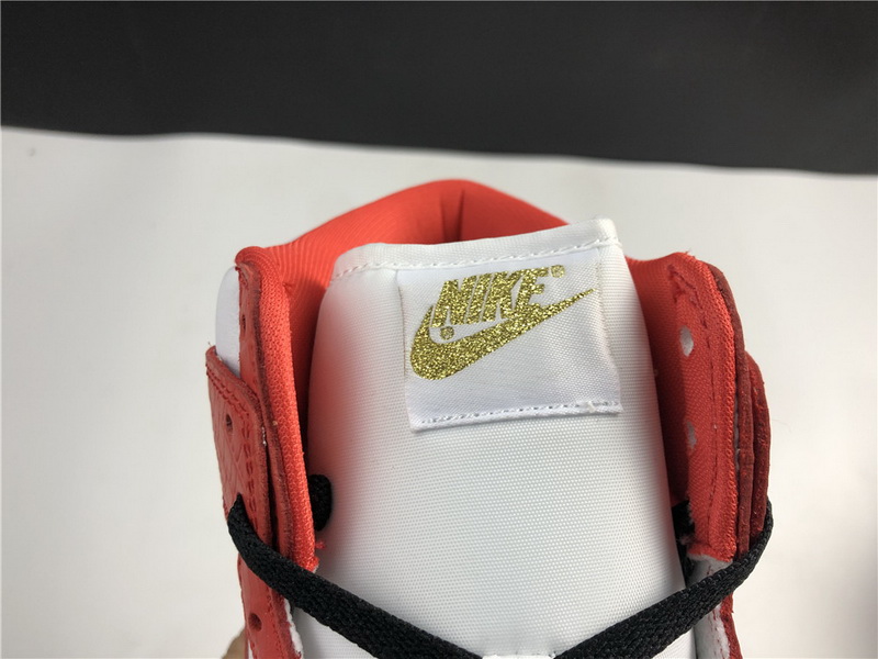 Nike SB Dunk High Supreme Orange