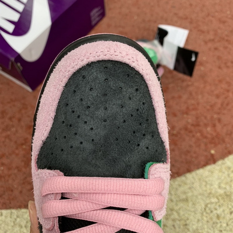 Nike SB Dunk High “Invert Celtics”