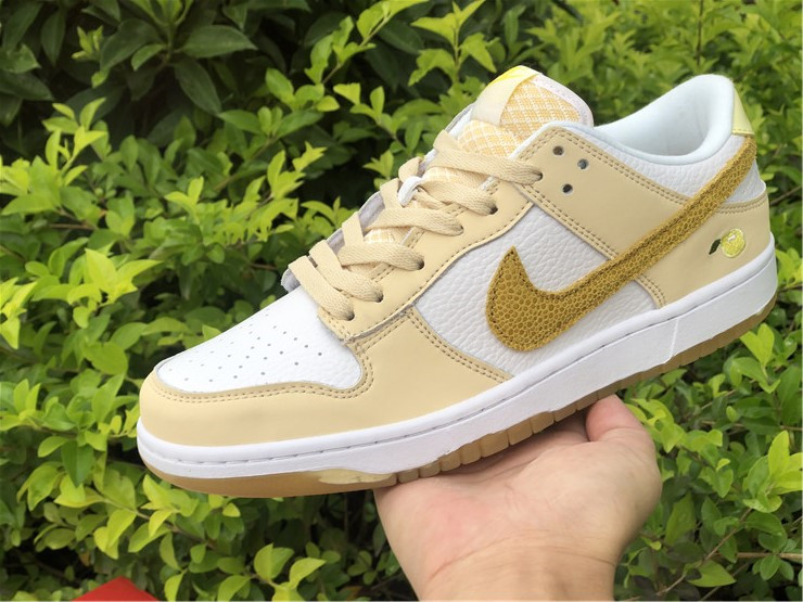Nike Dunk Low Lemon Drop