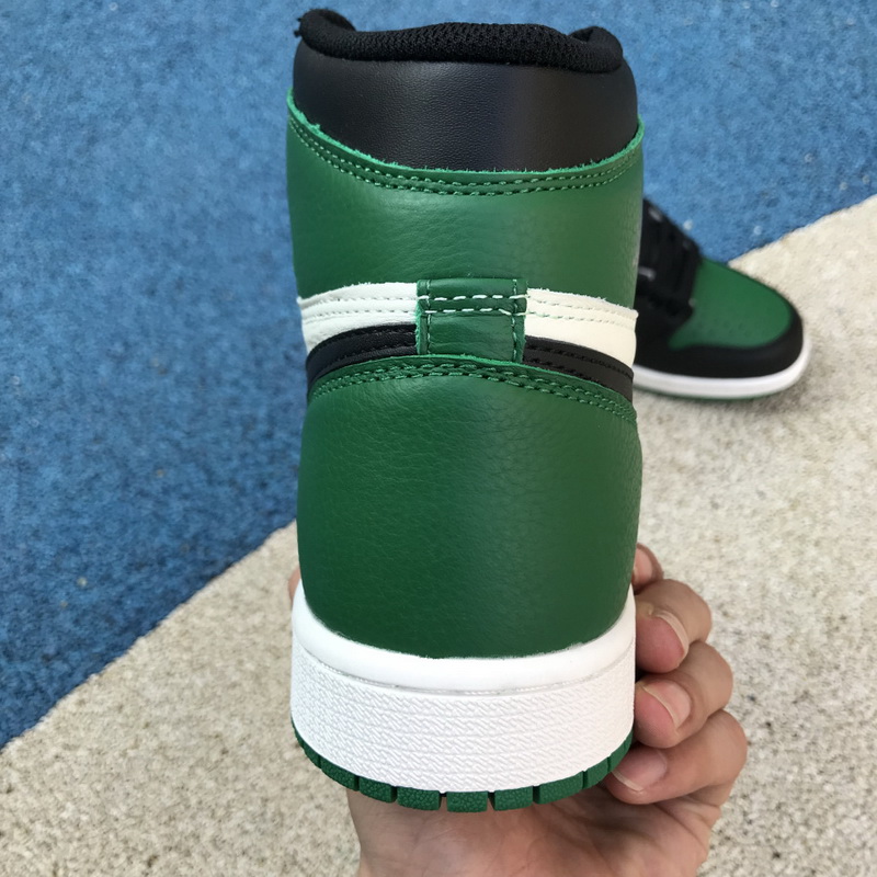 Air Jordan 1 High OG “Pine Green” GS