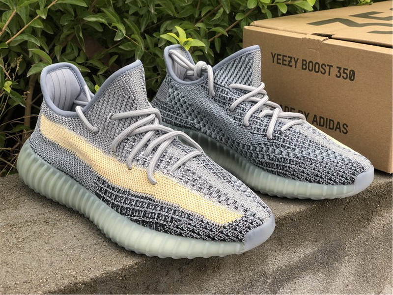 Yeezy Boost 350 V2 Ash Blue