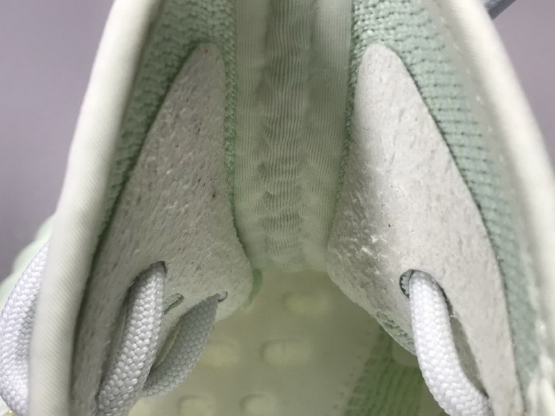 Yeezy Boost 350 V2 “Hyperspace”