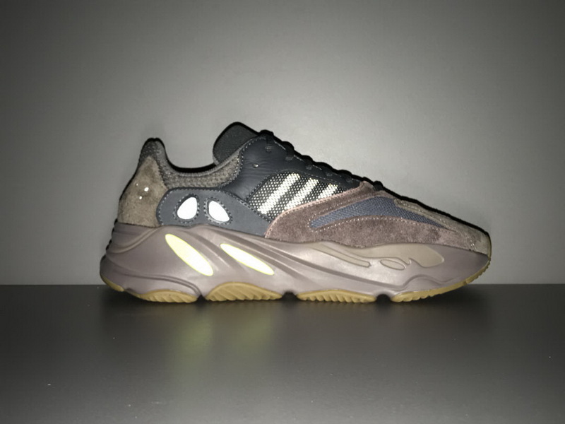 Yeezy Boost 700 “Mauve”