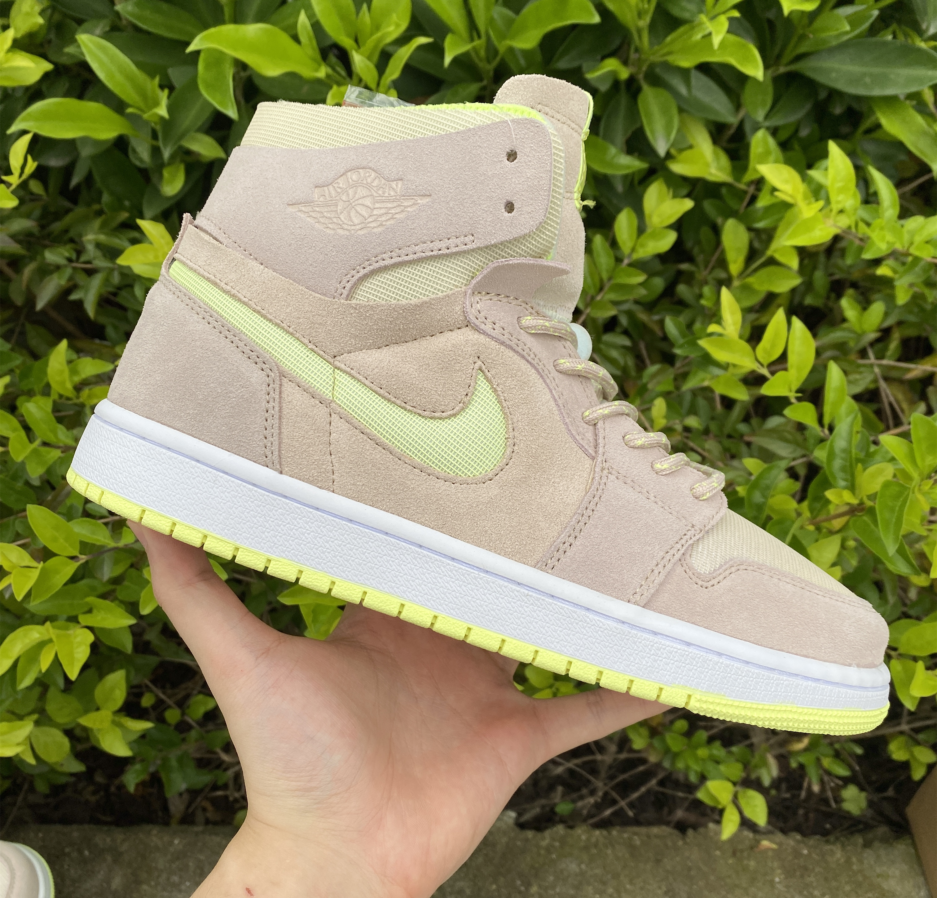 Air Jordan 1 Zoom CMFT Lemon Twist