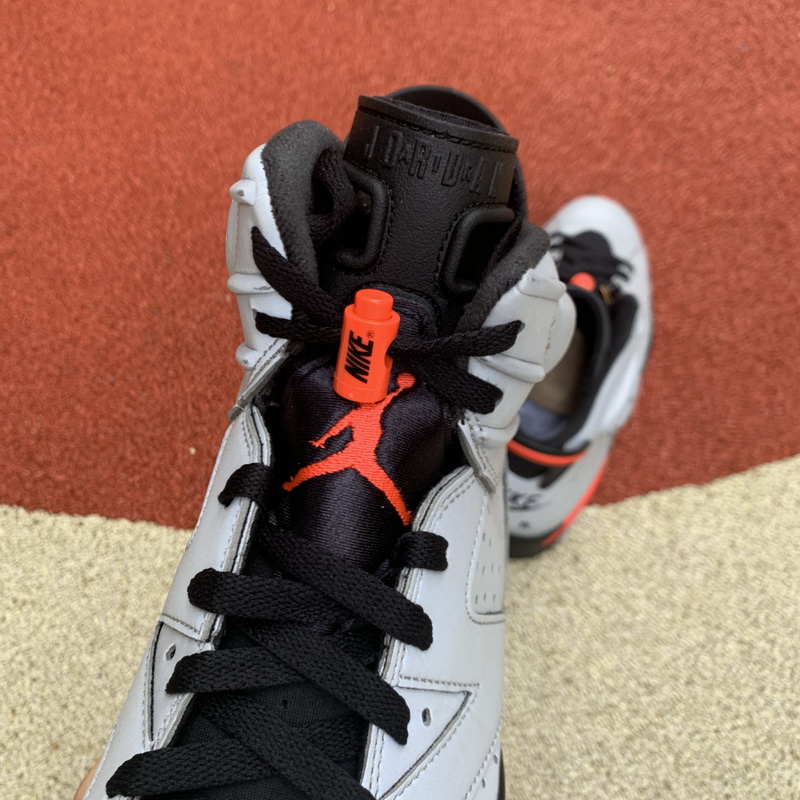 Air Jordan 6 “Reflective Bugs Bunny”