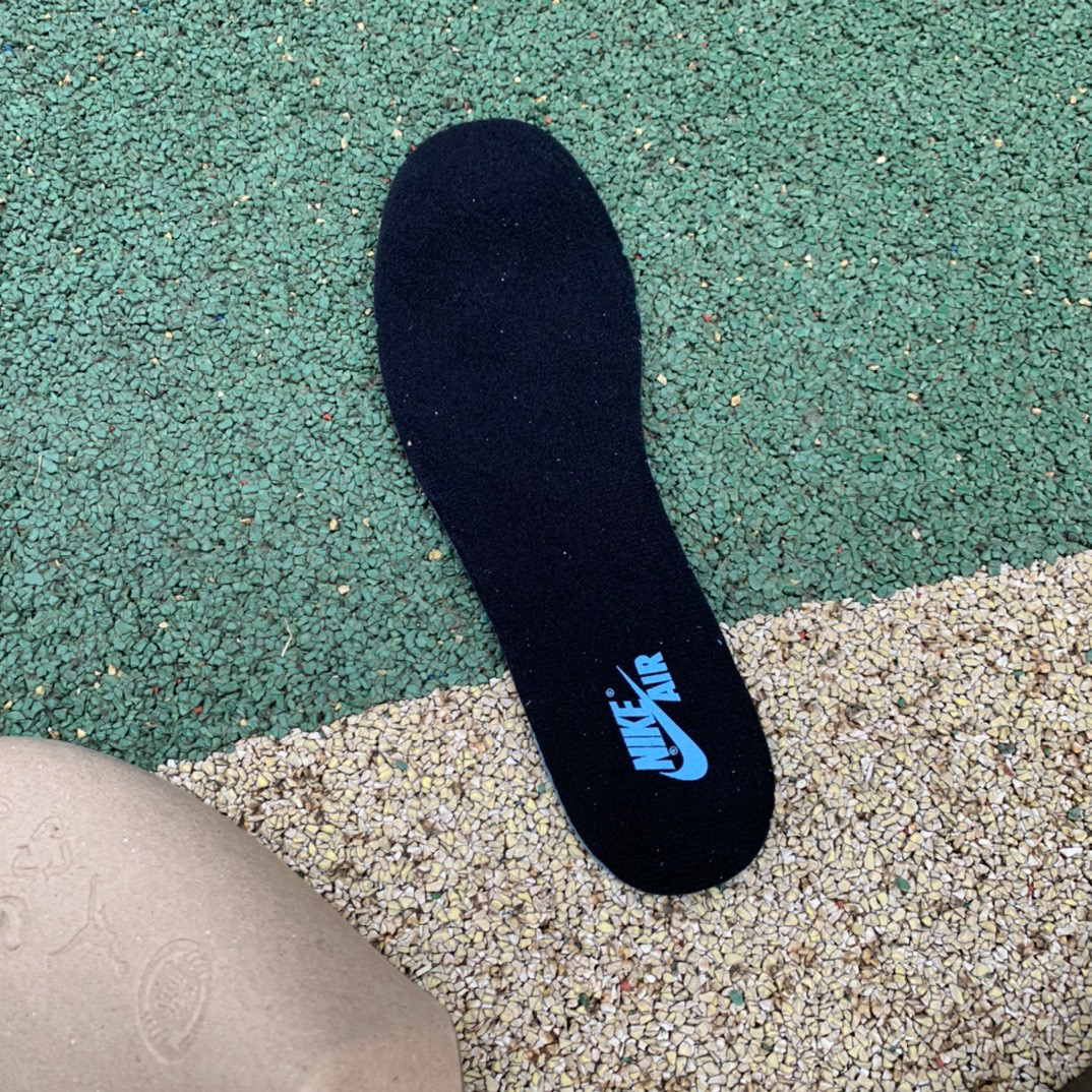 Air Jordan 1 High OG “University Blue”GS