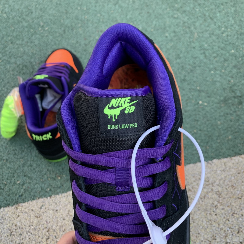 Nike SB Dunk Low “Night of Mischief”