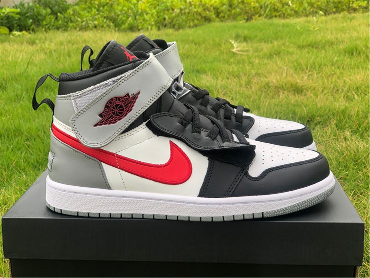 Air Jordan 1 “FlyEase”