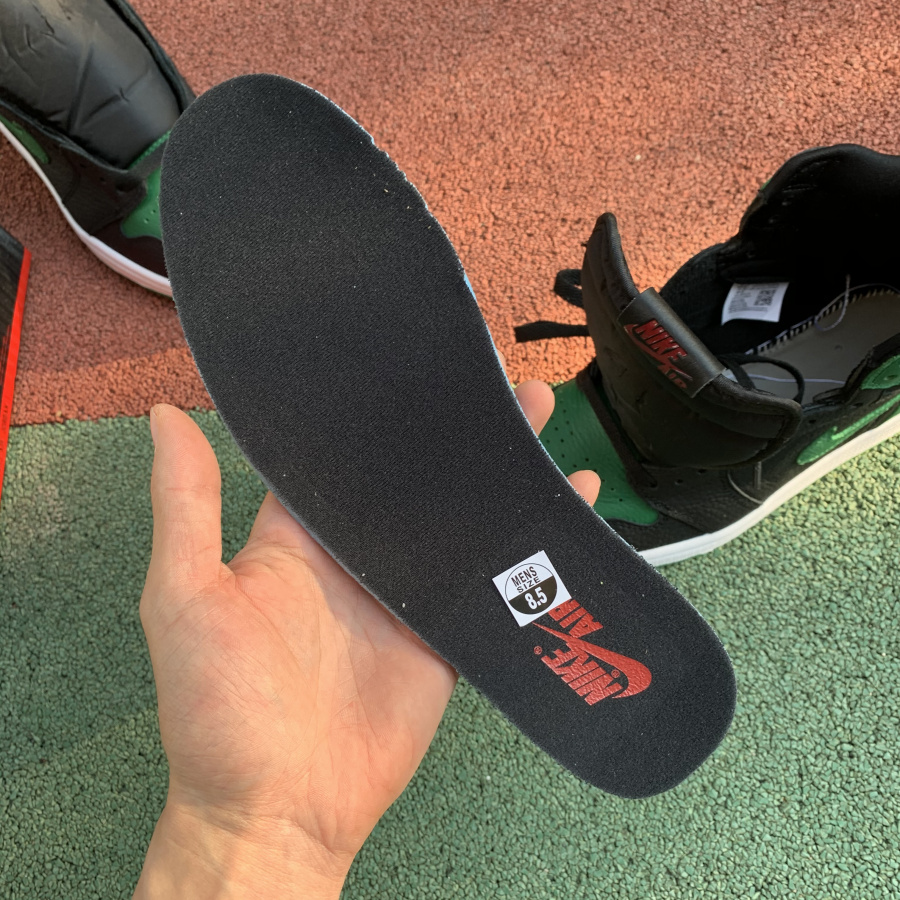 Air Jordan 1 Retro High OG “Pine Green” GS