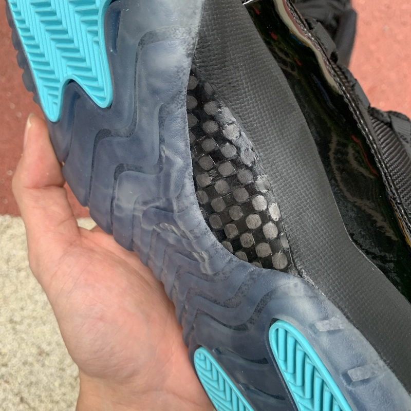 Air Jordan 11 Gamma Blue