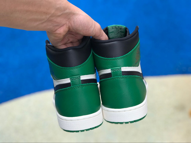 Air Jordan 1 High OG “Pine Green”