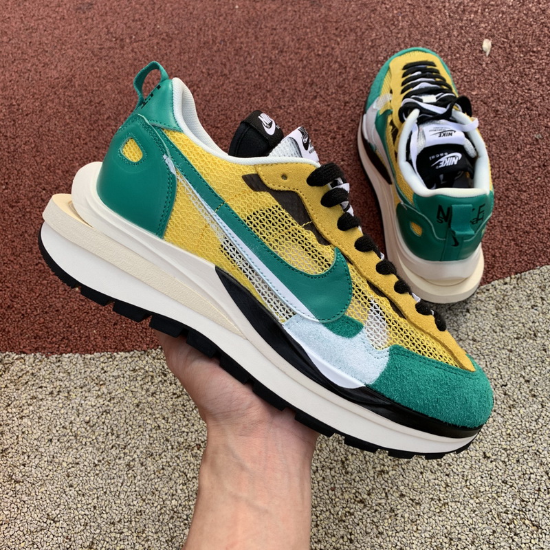 Sacai x Nike Pegasus VaporFly SP Stadium Green