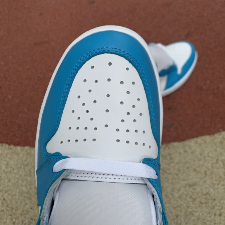 Air Jordan 1 Retro High OG “UNC” GS