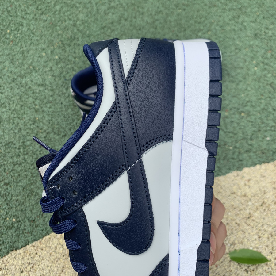 Nike SB Dunk Low Georgetown