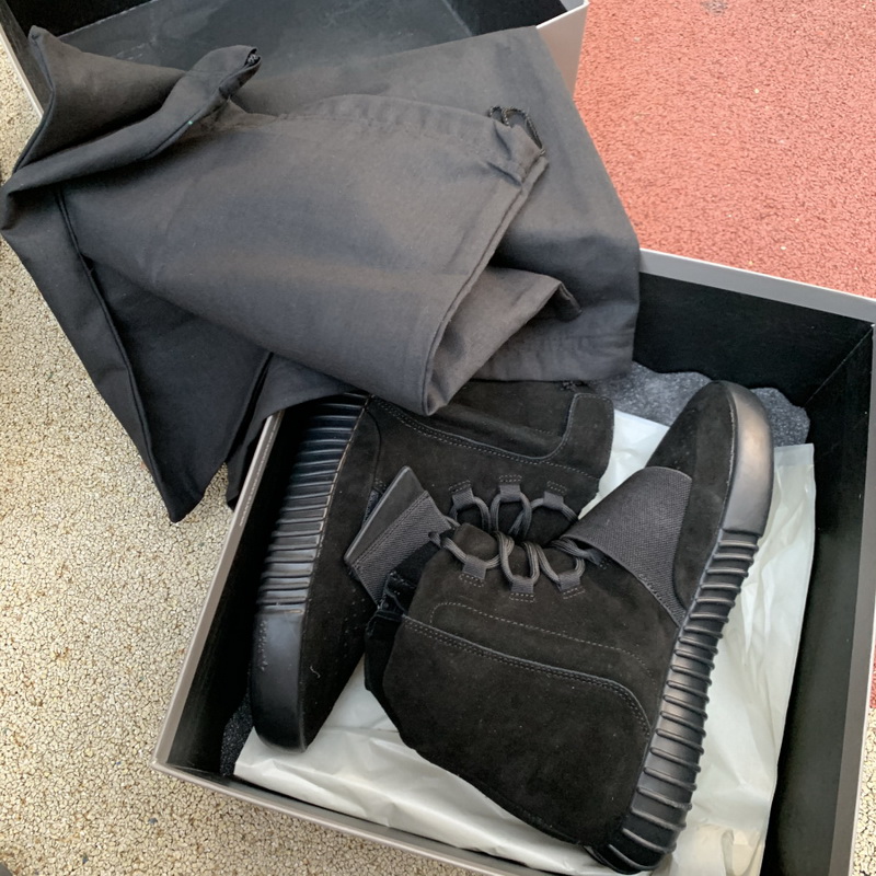 AD Yeezy 750 Boost “Black” Final Version