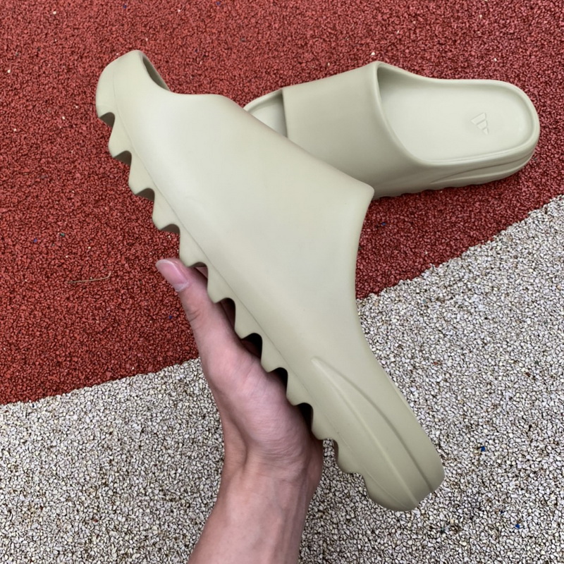 Yeezy Slide
